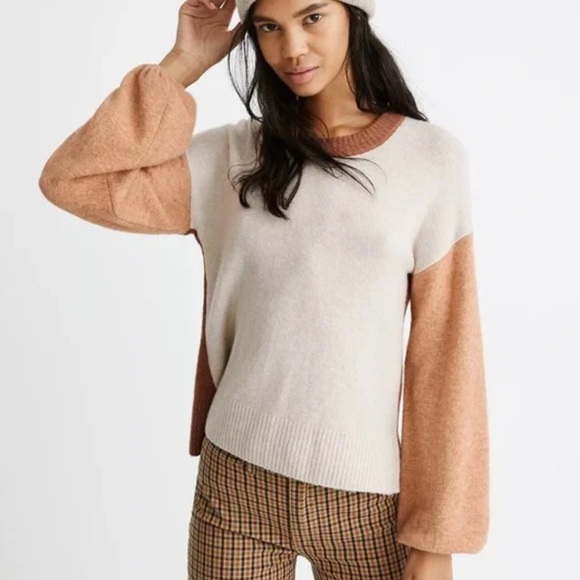 Madewell Colorblock Payton
Pullover Sweater in Coziest Yarn - Picture 2 of 4